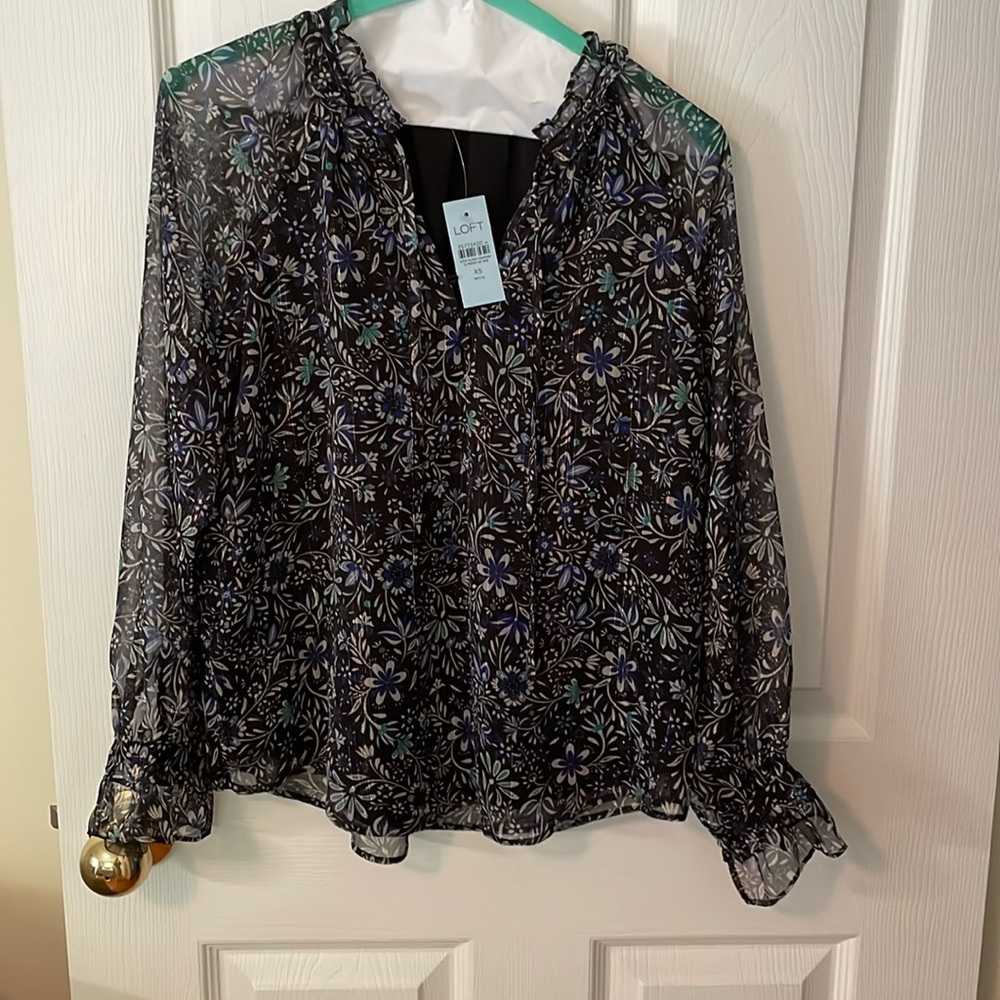 XSP LOFT PETITE blouse with metallic thread - NWT